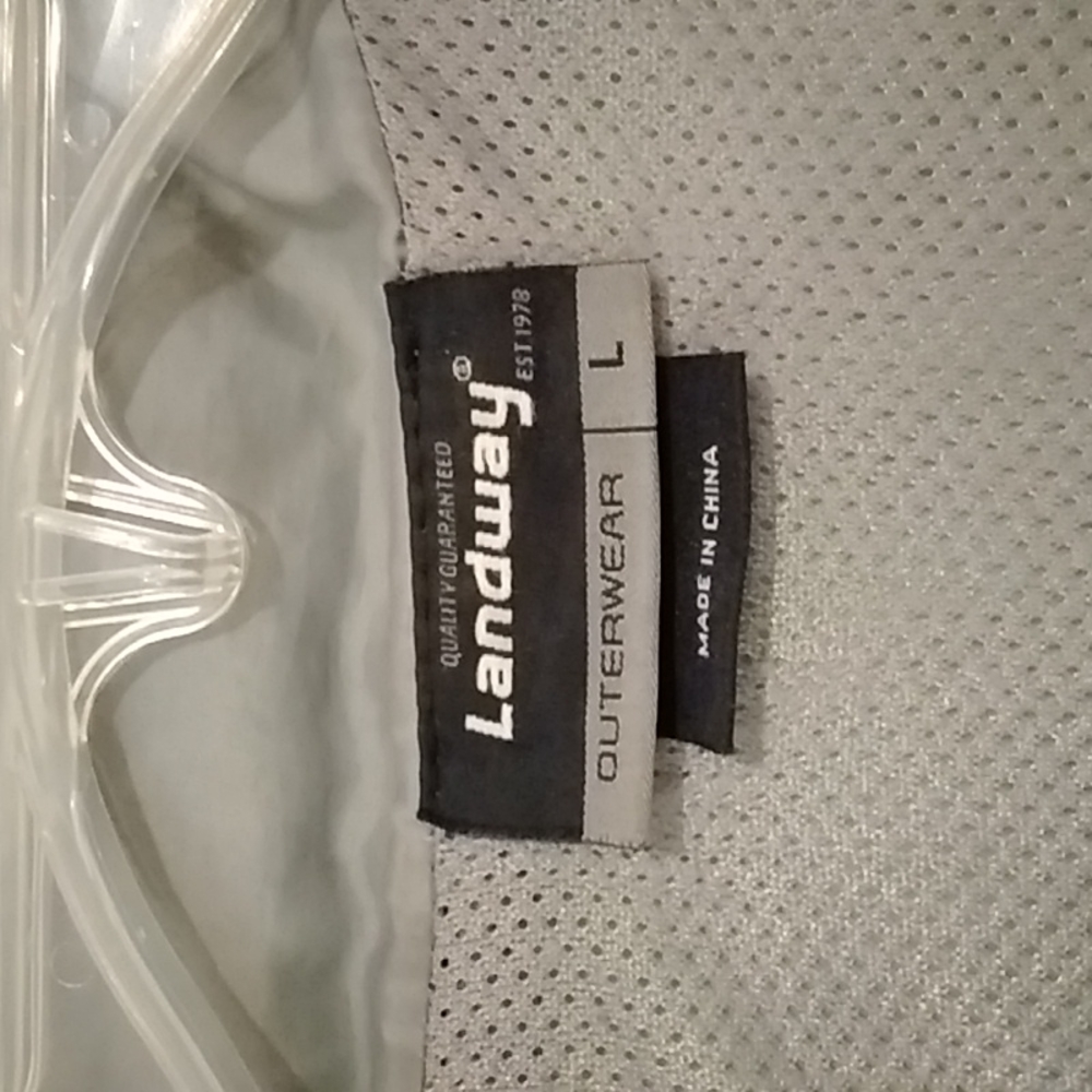 Landway Light Mesh Jacket - Picture 2 of 4